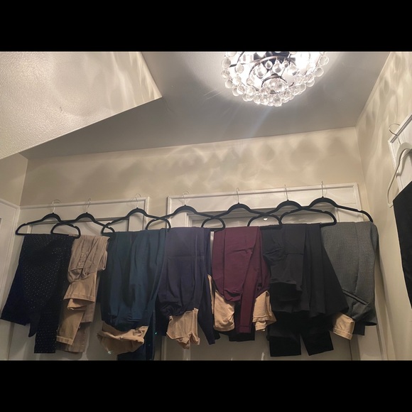 30 + ITEMS: Maternity bundle wardrobe - Picture 2 of 11